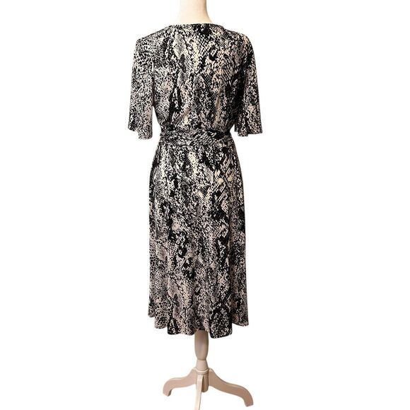 Donna Morgan Short Sleeve Dress Snake Skin Print Faux Wrap Size 8 EUC - Picture 5 of 10